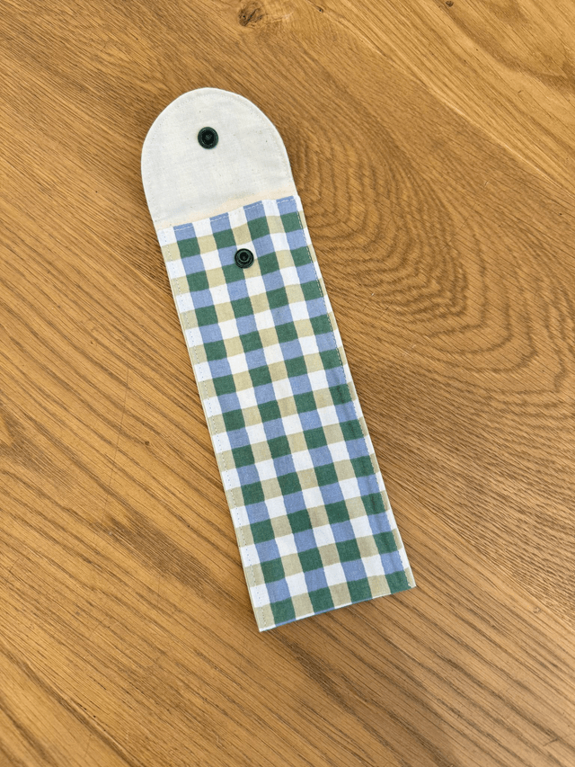 Étui à brosse à dents / ou à couverts