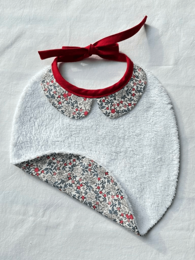 Bavoir col claudine bébé (0-12 mois)