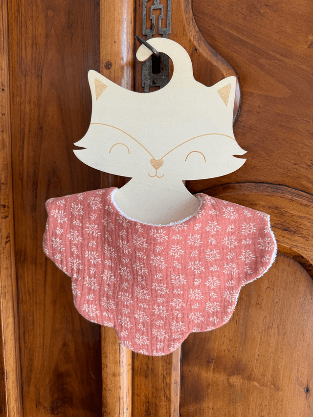 Bavoir fleur bébé fille (0-12 mois)