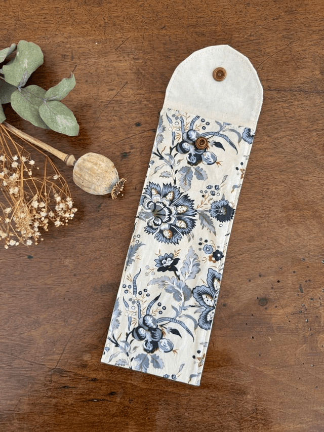 Étui à brosse à dents / ou à couverts
