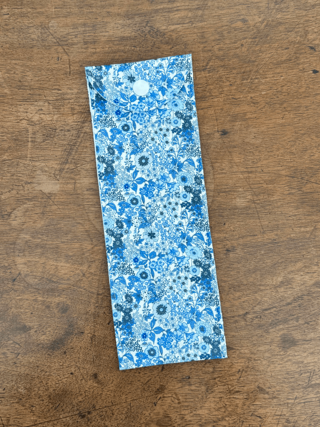 Étui à brosse à dents / ou à couverts