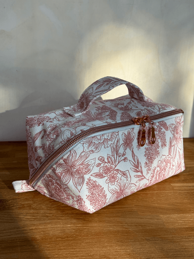 Trousse make-up ouverture à plat