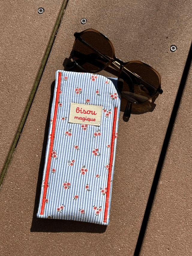 Étui à lunettes