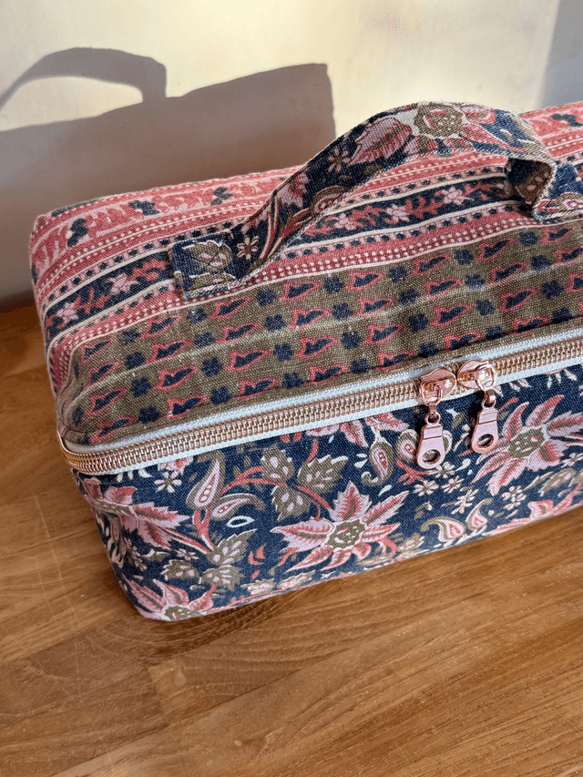 Trousse de toilette ouverture à plat