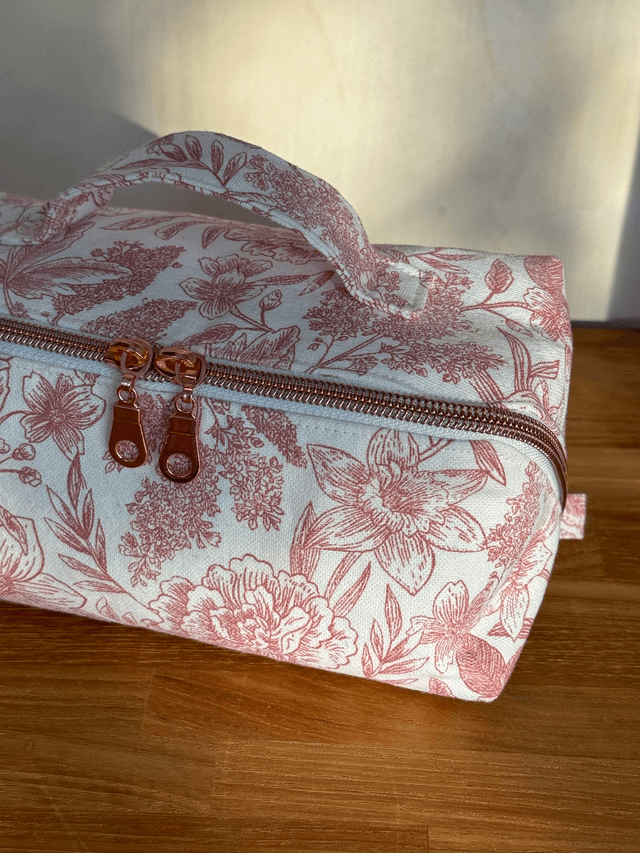 Trousse make-up ouverture à plat