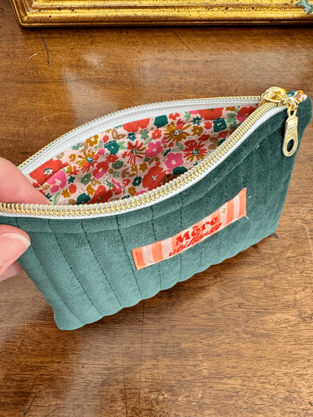Pochette plate matelassée S - velours [MAMAN]