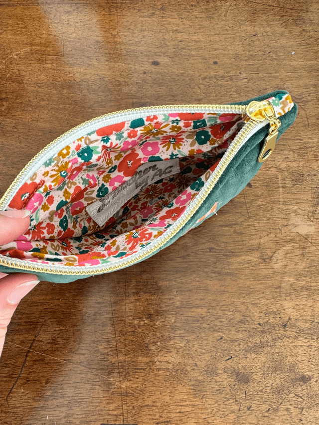 Pochette plate matelassée S - velours [MAMAN]