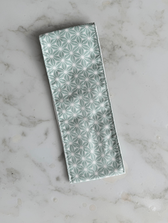 Étui à brosse à dents / ou à couverts