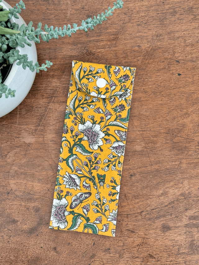 Étui à brosse à dents / ou à couverts