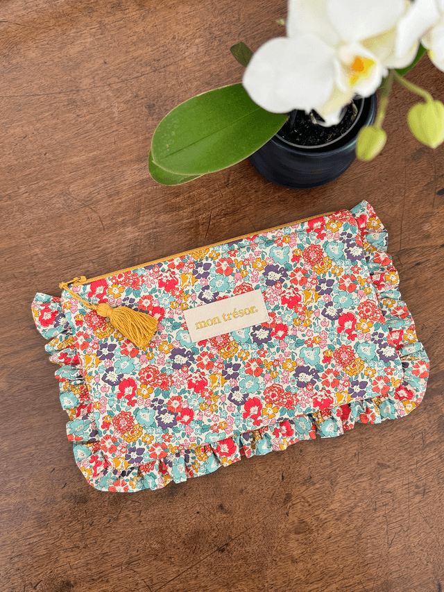 Pochette plate à froufrous L
