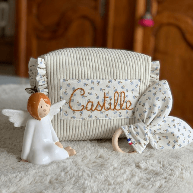 Trousse de toilette naissance / prénom brodé + froufrous ⭐️ SUR-MESURE